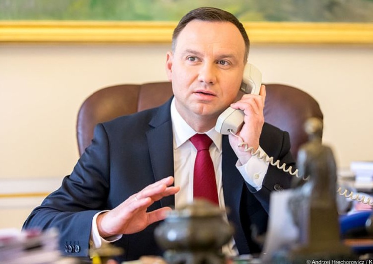  Prezydent Duda rozmawiał telefonicznie z prezydentem Korei Płd. nt. walki z pandemią