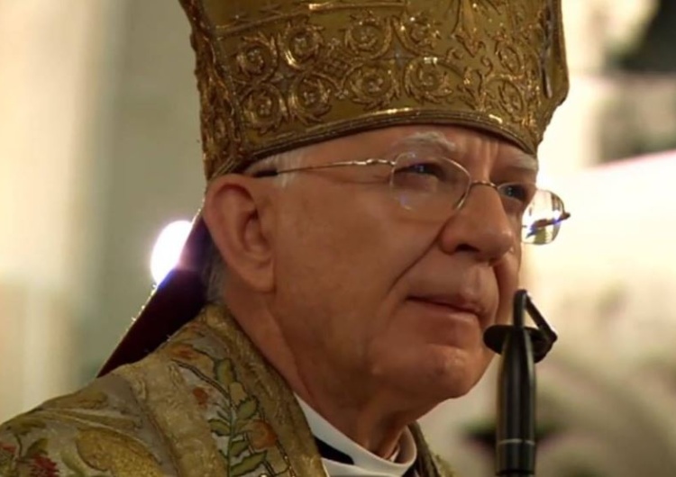 Abp Jędraszewski: Wydawało się, że katastrofa smoleńska jest szansą na narodowe pojednanie, ale nagle...