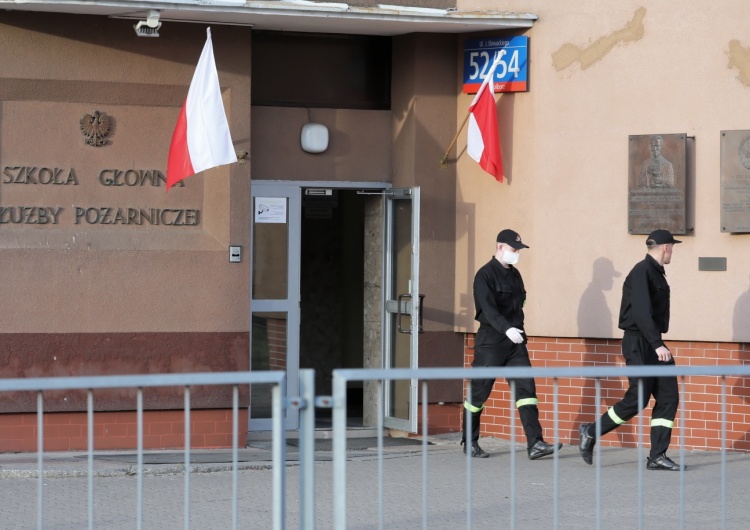 Wykonano testy na obecność koronawirusa u 245 podchorążych SGSP. Dziś zostaną przebadani pozostali