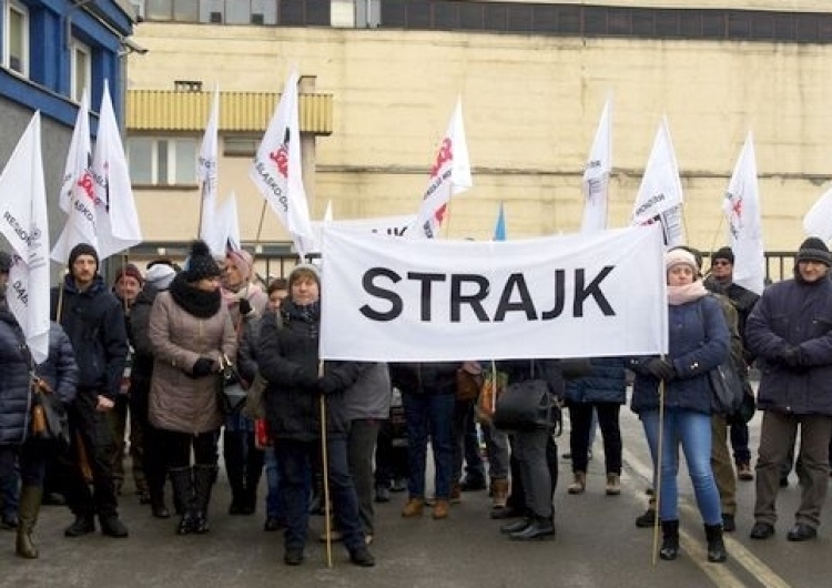  Trwa strajk w Odlewni Żeliwa w Zawierciu. Pracodawca nawet nie próbuje nawiązać dialogu z protestującymi