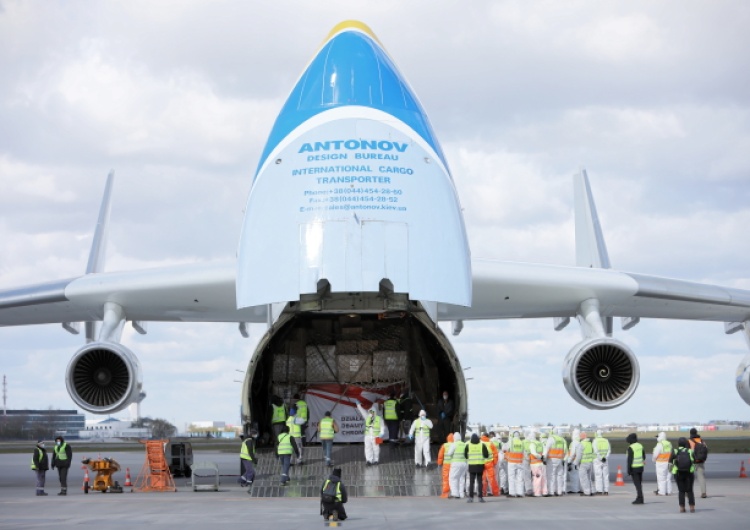 Ukraińskie media o transporcie An-225: W historii lotnictwa taka objętość ładunku nie była transportowana