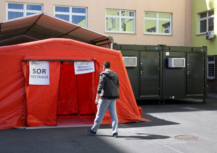 Rośnie liczba wyzdrowiałych z COVID-19. Nowy raport Ministerstwa Zdrowia