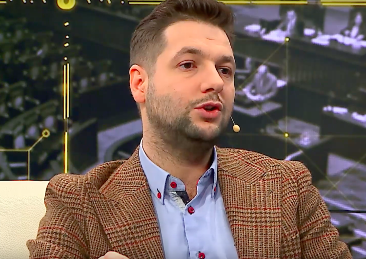  [WIDEO] Patryk Jaki: "TVN? Fajna stacja. Super są tam wywiady". Po czym publikuje nagranie