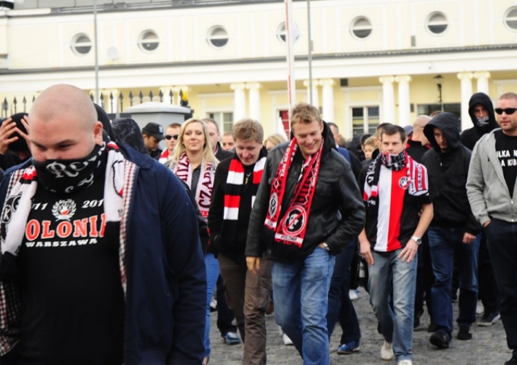 T. Gutry Wraca ligowa karuzela. Z zimowego snu obudziła się polska ekstraklasa piłkarska