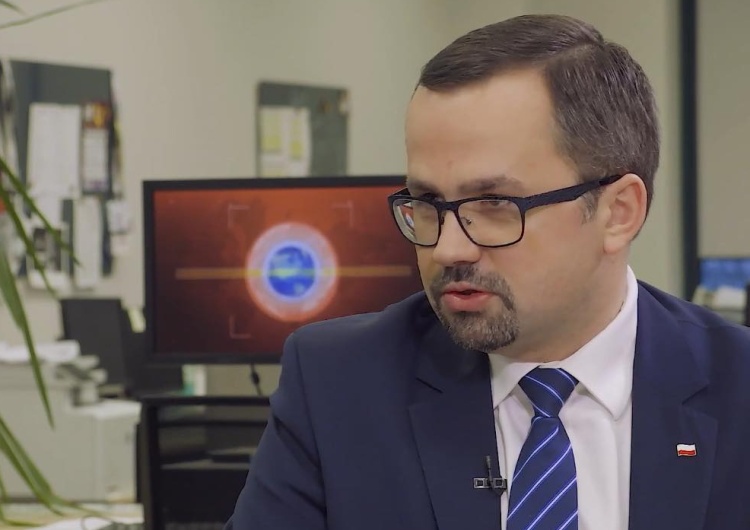 Kłótnia o CPK. Neumann obraża polityków PiS. Horała o Neumannie: "Taki wioskowy głupek"