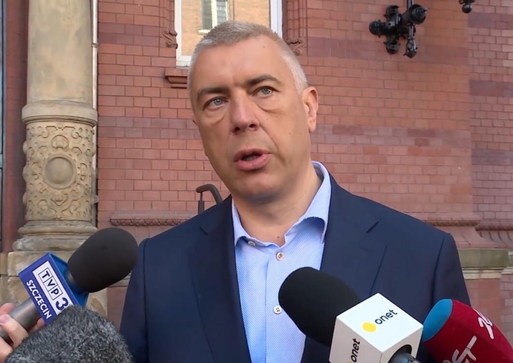 "Jawny zamach stanu". Giertych zawiadamia prokuraturę ws. druku kart wyborczych