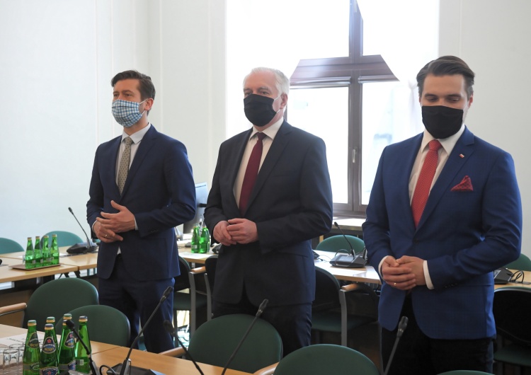 "Rozmawiałbym nawet z diabłem, gdyby miał dobry plan". Gowin wściekły na polityków