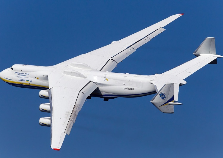 Niemcy wynajęli An-225 Mrija do przewozu maseczek z Chin. Pośmiejemy się?