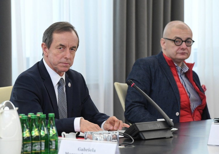 "Nie będzie głosować, ale nie wycofa się z wyborów". Grodzki zapytany o Kidawę-Błońską