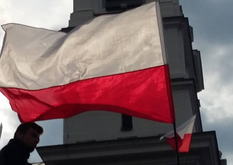 Agnieszka Żurek Kasprzyk: "Biało-czerwona zawisła na gruzach Berlina zdobytego również staraniem Polaków"
