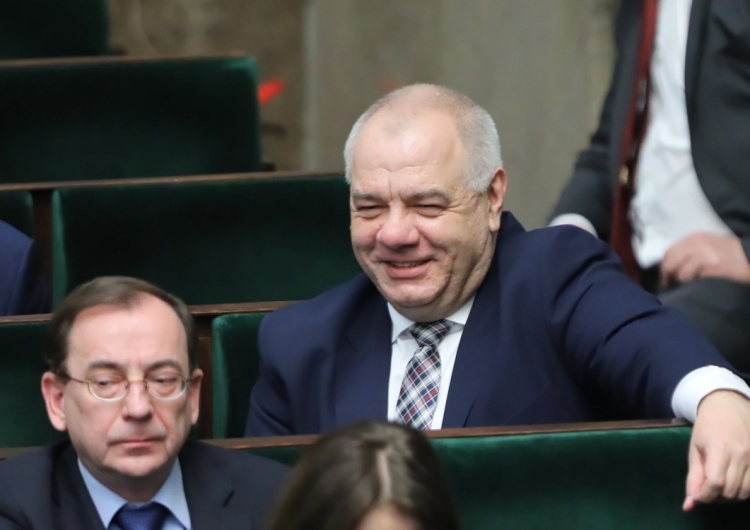  KO złoży wniosek o wotum nieufności dla wicepremiera. Rzecznik PiS zabrała głos