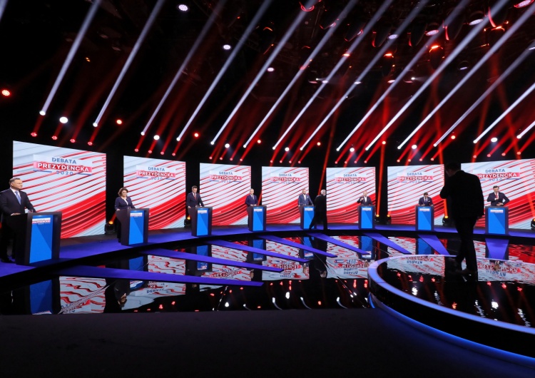 Co ze 100 tys. podpisów pod nazwiskami kandydatów w wyborach? Polityk Porozumienia zabrał głos
