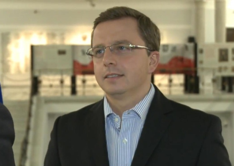 Wybory. Joński: Ile czasu na zbieranie podpisów? Prawnik: "Byłoby z 5 lat i tak byś Pan nie zdążył"