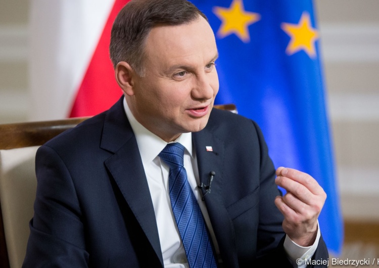  Andrzej Duda z przesłaniem w rocznicę urodzin JP2: "Będziemy zawsze pamiętać o największym spośród nas"