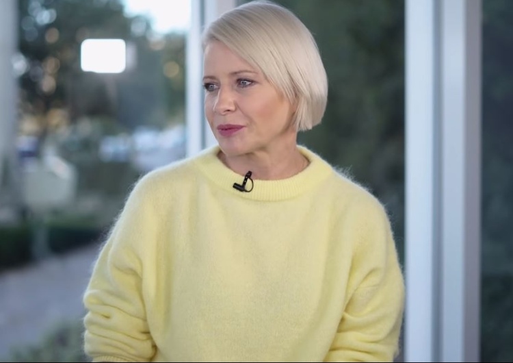 Kożuchowska publikuje swoje zdjęcie z Janem Pawłem II. "Jeden z najważniejszych ludzi w moim życiu"