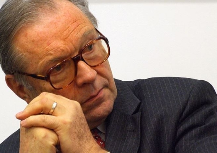 Latkowski oskarżył Krzysztofa Zanussiego o "korzystanie z chłopców". Reżyser odpowiada