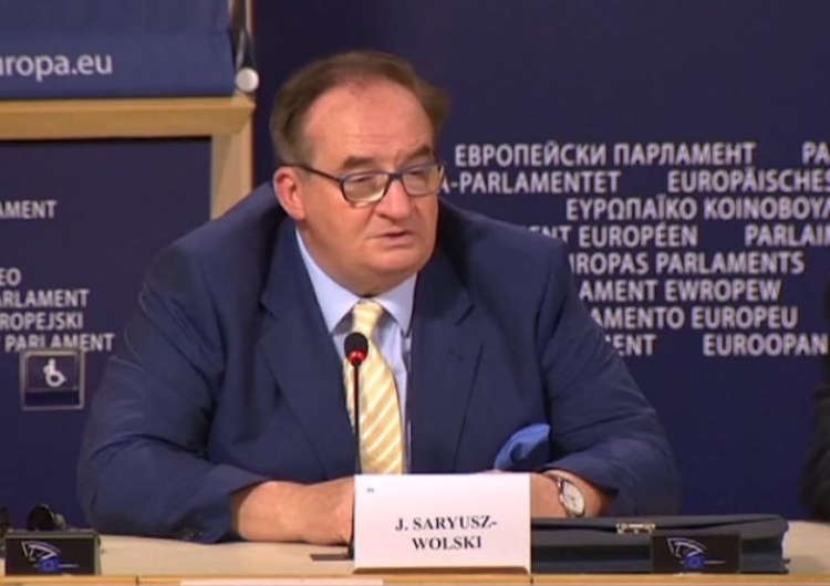  Saryusz-Wolski: W ideologicznym zaślepieniu wzywają do stosowania wobec PL pozatraktatowej przemocy...
