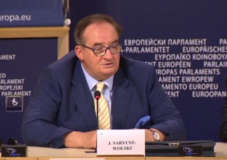 Saryusz-Wolski: W ideologicznym zaślepieniu wzywają do stosowania wobec PL pozatraktatowej przemocy...