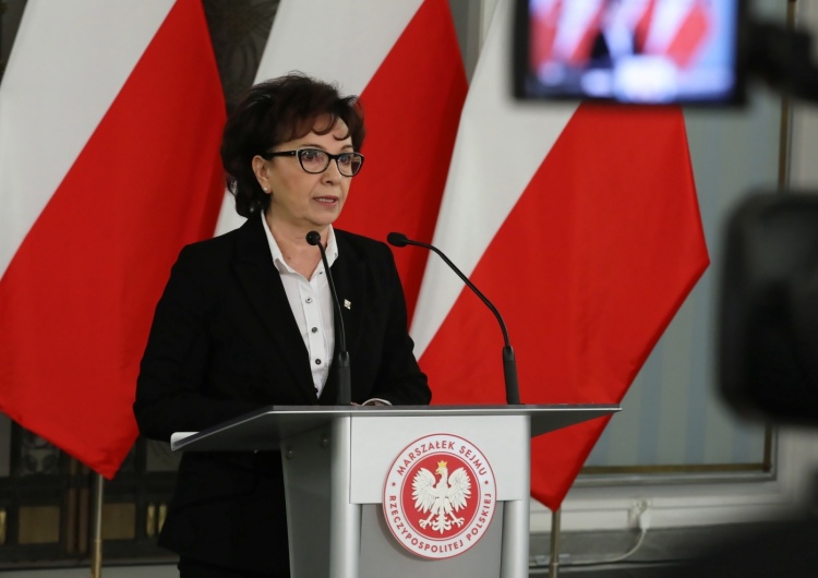 "Niepokoję się tym co się dzieje w Senacie, jak postępuje marszałek Grodzki". Elżbieta Witek zabrała głos