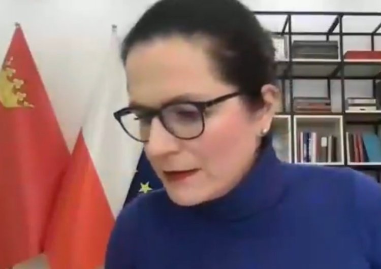  [video] "Dlaczego chcecie zmienić ośw. ws. urodzin JPII? - Yy.. serdecznie pozdrawiam". Dulkiewicz...