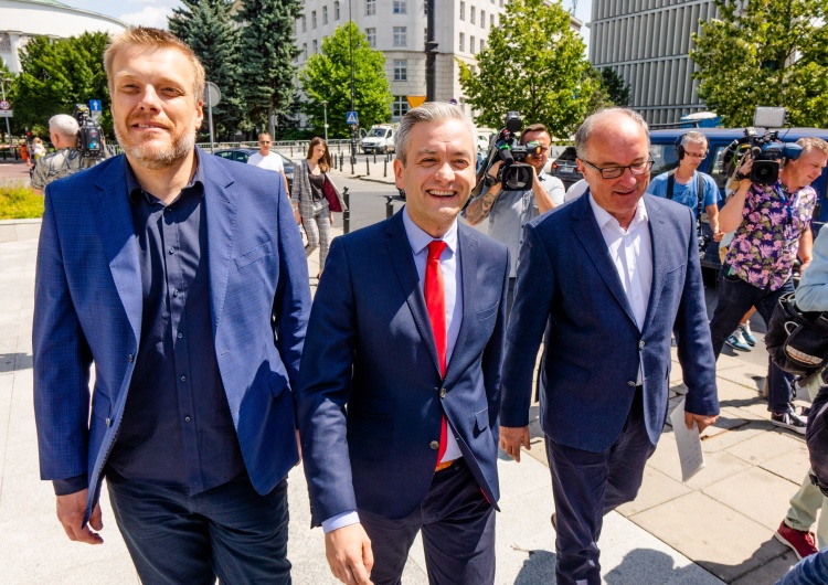 Lewica wymieni kandydata w wyborach prezydenckich? Gawkowski odpowiada