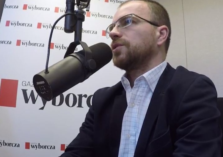 "Ta postać nie jest krystaliczna". Radny PO będzie chciał odebrać JP2 tytuł Honorowego Obywatela?