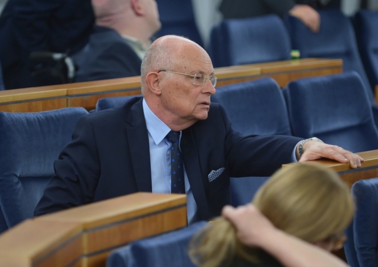  "Stosuje jakąś obstrukcję. To jest skandal". Borowski krytykuje premiera Morawieckiego