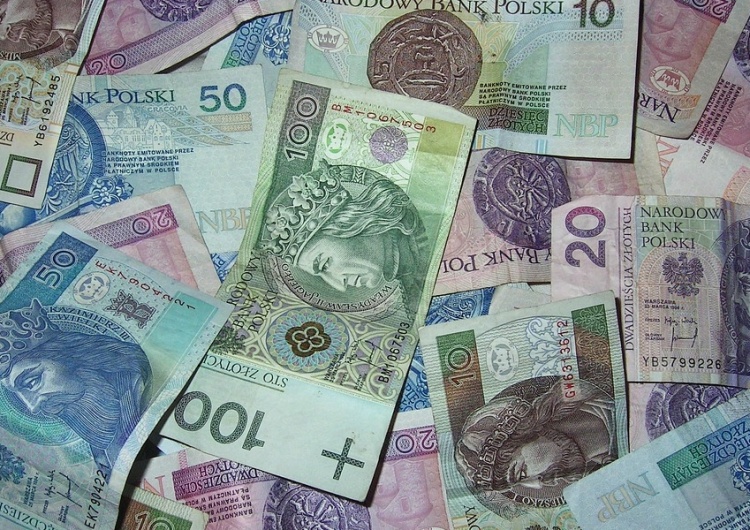 NBP przelał do budżetu ponad 7,4 mld zł z zeszłorocznego zysku