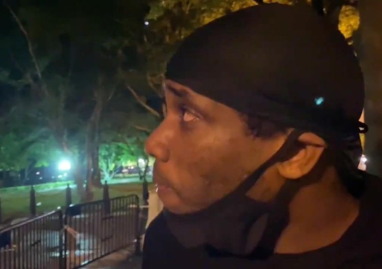  [video] Korespondent PR pyta uczestników zamieszek o zniszczony monument Kościuszki. Odpowiedzi powalają