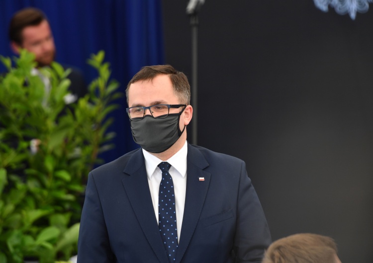 "Wyczerpuje się przepustowość polskich lotnisk". Ważne słowa wiceministra infrastruktury ws. CPK