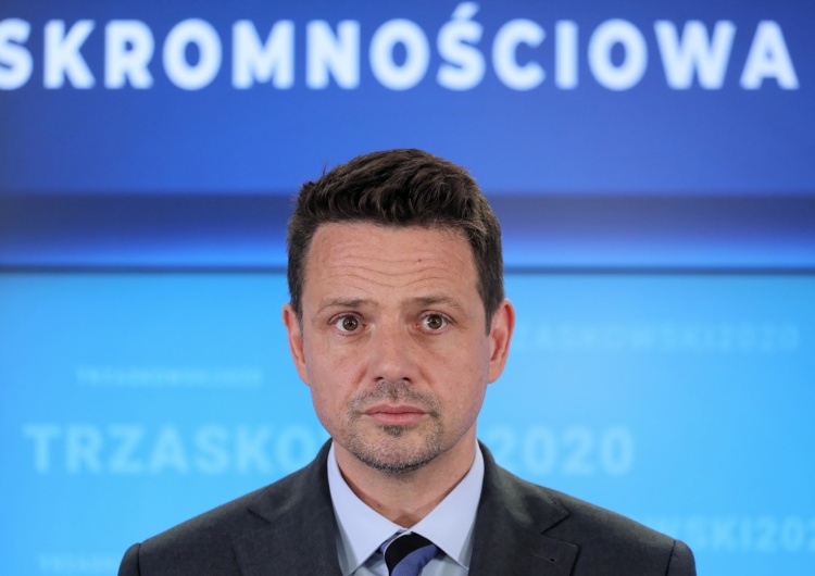Trzaskowski nie chciał ujawnić zarobków swoich pracowników. Zrobił to za niego Sebastian Kaleta
