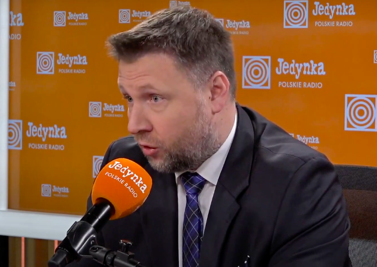 "Nie zbieraliśmy podpisów, rozesłaliśmy puste karty". Poseł PO zapytany o nielegalną zbiórkę podpisów