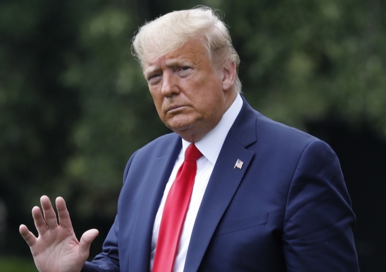 "Chcemy całkowicie położyć kres ograniczeniom". Trump uważa, że jego kraj poradził sobie z pandemią