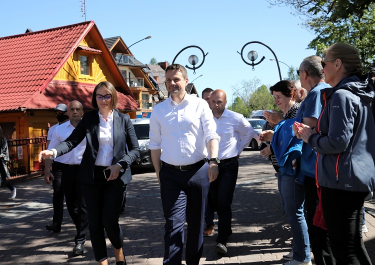 Grzegorz Momot Odlot. Posłanka PO porównuje wizytę Trzaskowskiego w Zakopanem do... pielgrzymki św. Jana Pawła II