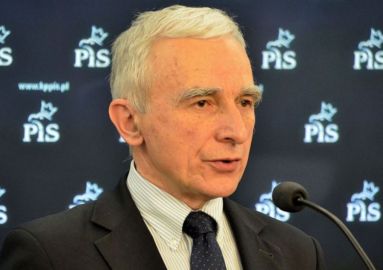Adrian Grycuk Naimski: "Być może Lech Wałęsa obawiał się teczki, która została znaleziona po śmierci gen. Kiszczaka"