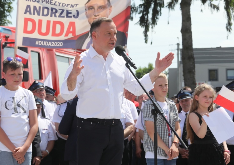  [najnowszy sondaż prezydencki] CBOS: Andrzej Duda ma szansę na zwycięstwo w I turze