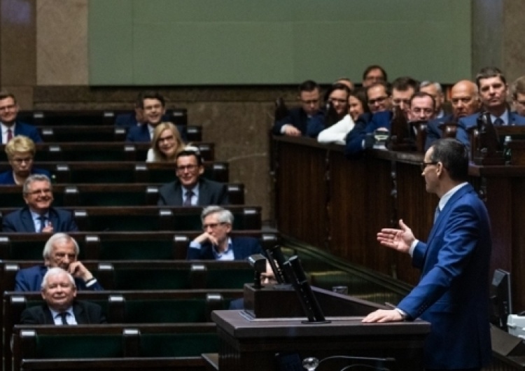  [sondaż] Która formacja proponuje najlepsze rozwiązania do walki z kryzysem? PiS ma powody do zadowolenia