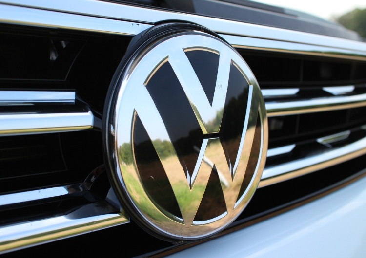 renehesse Volkswagen zwolni 5 tysięcy Niemców i przeniesie część produkcji do Polski