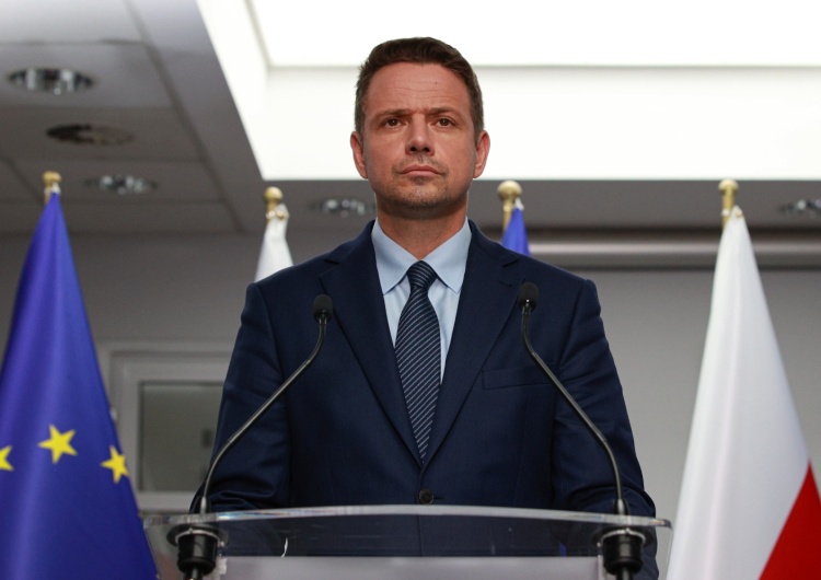 Mateusz Marek Władze Warszawy do lokatorów: Prawo nie pozwala na "wakacje czynszowe". Lokatorzy: To nieprawda