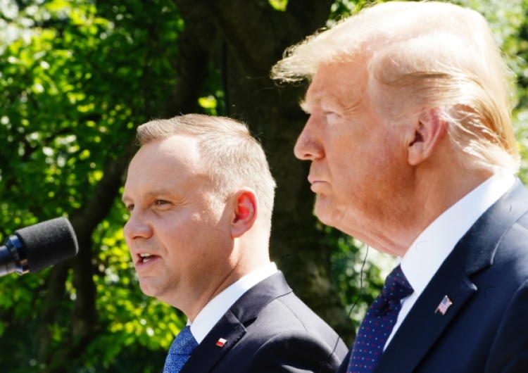 Duda: reprezentuję tutaj interesy Polski, a nie paraduję w Moskwie