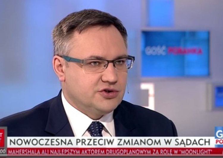 zrzut ekranu Mirosław Suchoń z .Nowoczesnej: Chodzi o to, aby sądy nie były zależne od woli politycznej jednej partii