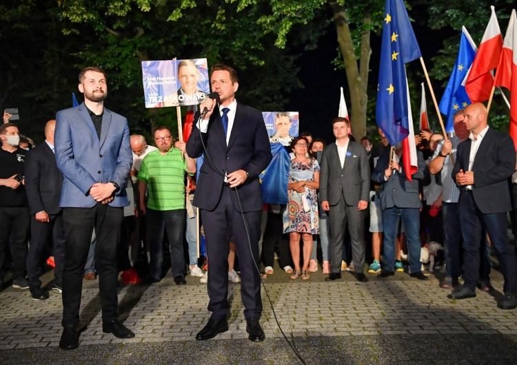  [video] Trzaskowskiego zapytano o ścieki spływające z Warszawy. Wycie zwolenników i buńczuczna odpowiedź