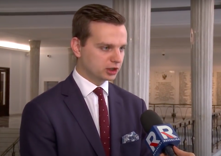 Tusk zaapelował do wyborców Bosaka. Szef koła poselskiego Konfederacji odpowiada