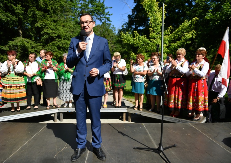  Premier: Prezydent buduje państwo silne dla silnych, a wyrozumiałe dla słabszych