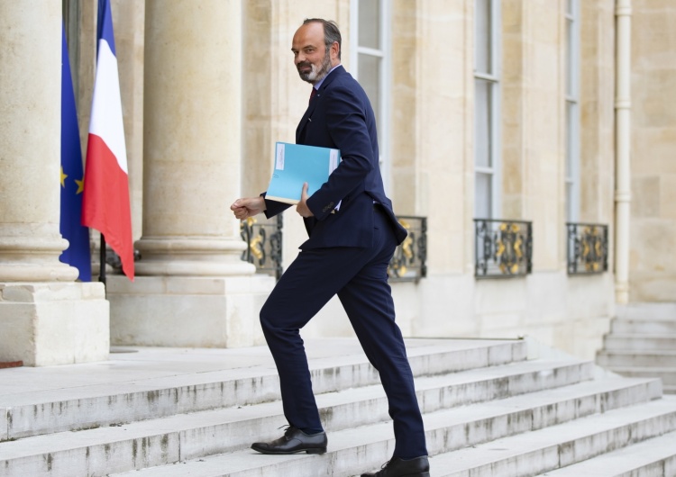 Premier Francji Edouard Philippe podał się do dymisji