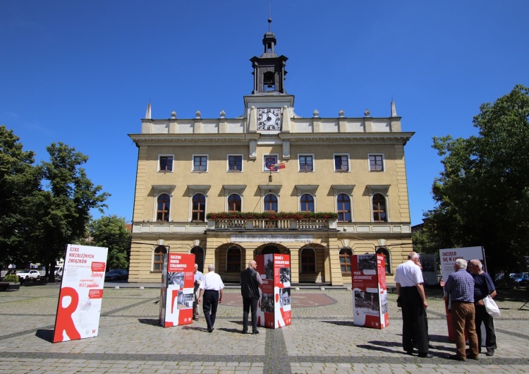Premiera wystawy "Tu rodziła się Solidarność" w Ostrowie Wielkopolskim
