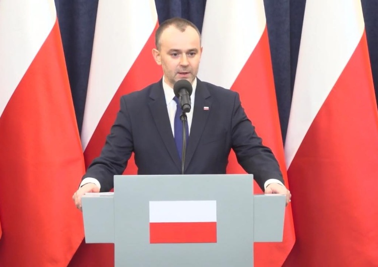 Min. Mucha: Zaproszenie prezydenta dla Rafała Trzaskowskiego jest aktualne