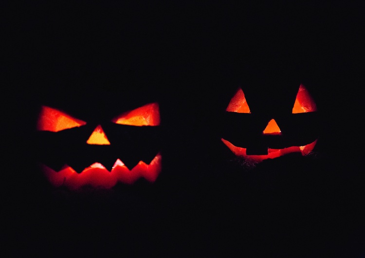  "PiS zakazuje Halloween". Nowa histeria "wiodących mediów"