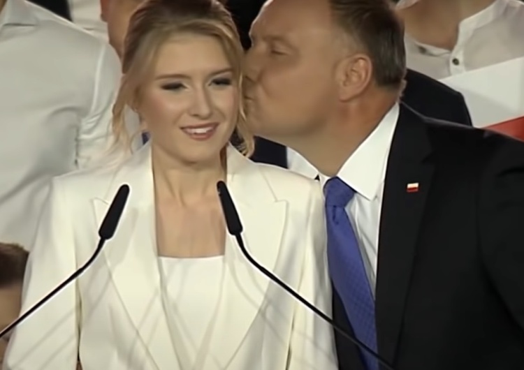 "Gdyby młoda Dudzianka była babą z jajnikami.." Tym razem Gretkowska obrała sobie za cel Kingę Dudę