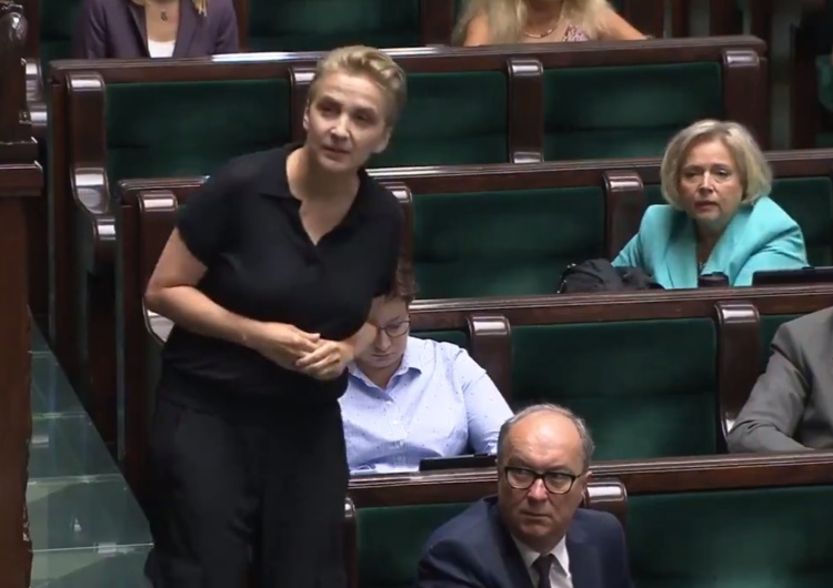  [video] "Pani poseł, proszę nie dyskutować z demokracją!". E. Witek ostro ripostuje JSW na sali sejmowej